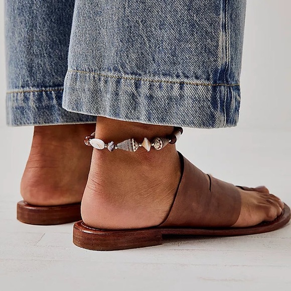 Worn once! Free People Abilene Leather Sandal - Picture 2 of 7